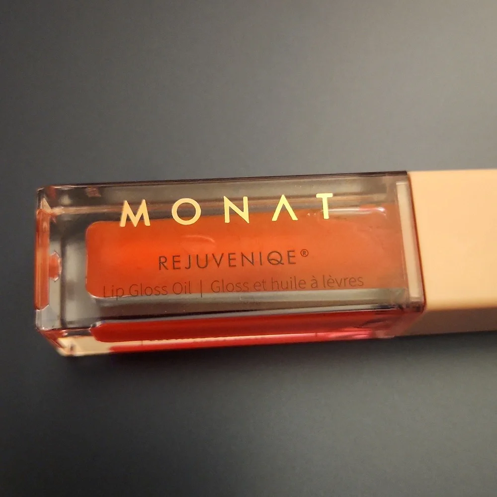 MONAT REJUVENIQE Lip Gloss Oil First Date